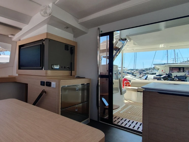 Wynajem łodzi Fountaine Pajot FP 44 w Donji Seget na SamBoat 