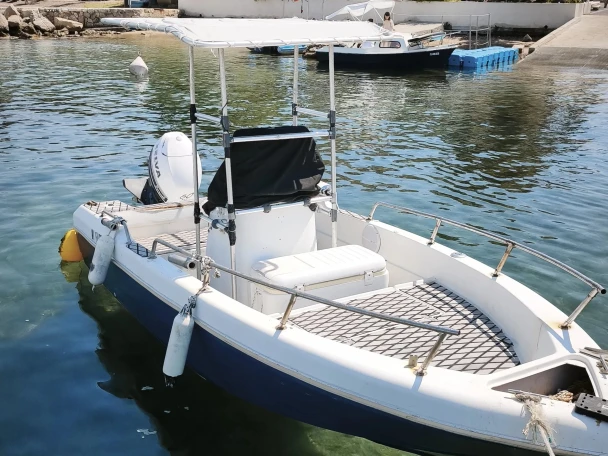 Wynajem w Cannes- Rascala FM16 na SamBoat