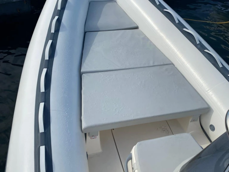 Wynajem w Olbia- Bwa California 550 na SamBoat
