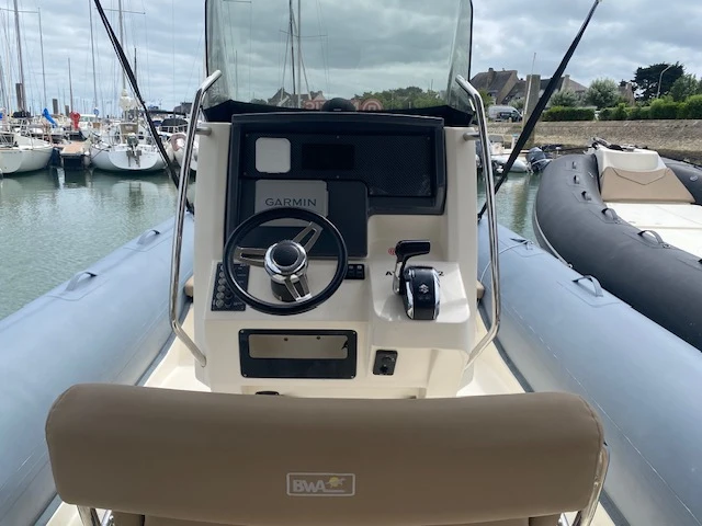 Wynajmij Bwa Sport 26 GTO w La Trinité-sur-Mer