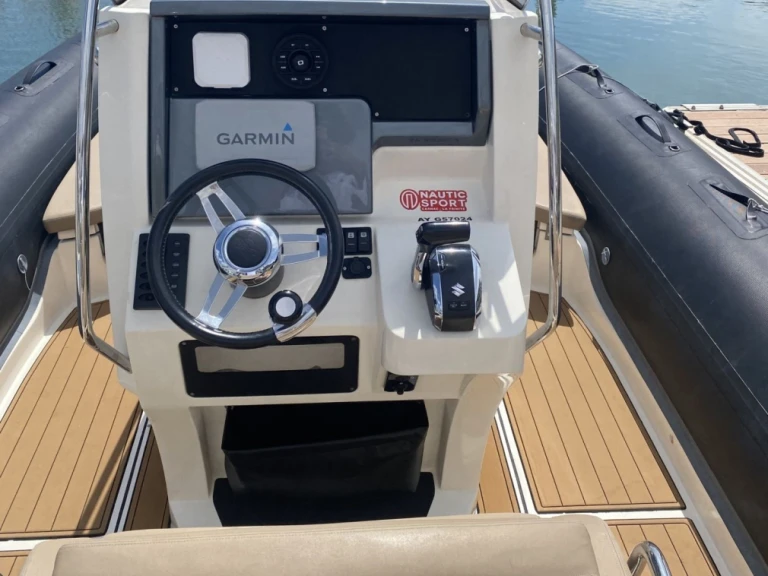 Wynajem Łódż półsztywna w La Trinité-sur-Mer - Bwa SPORT 28 GTO