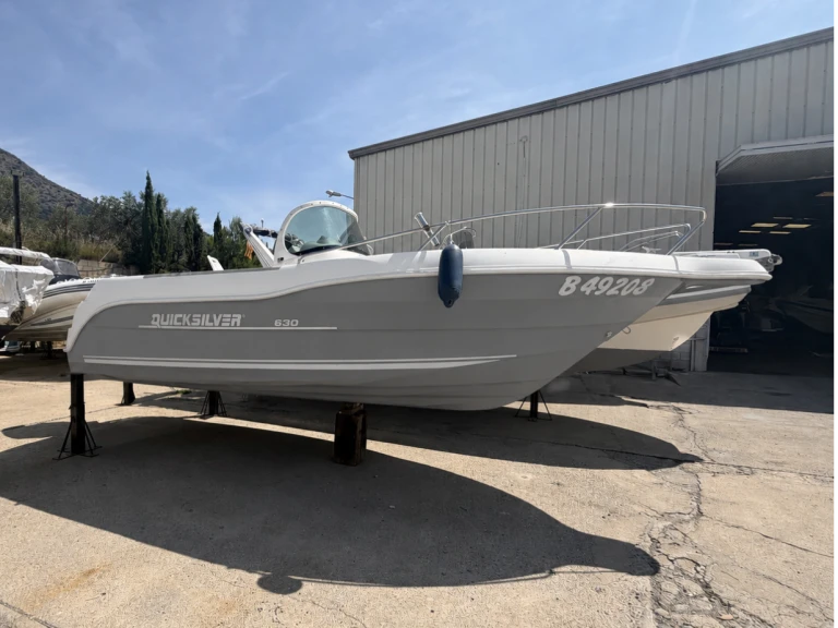 Wynajem Motorówka w Empuriabrava - Quicksilver Quicksilver 630 Commander