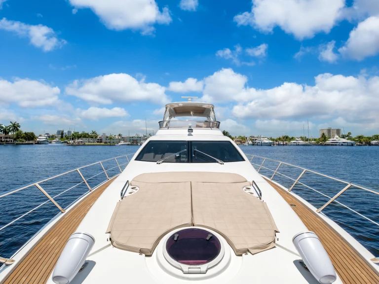 Wynajmij Azimut 64 Flybridge w Fort Lauderdale