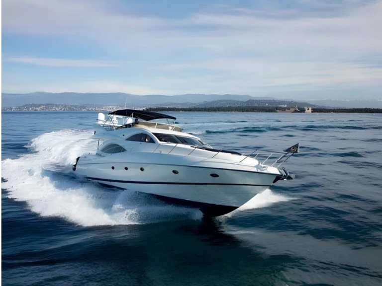 Wynajmij Luksusowy jacht z lub bez skippera Sunseeker w Agropoli