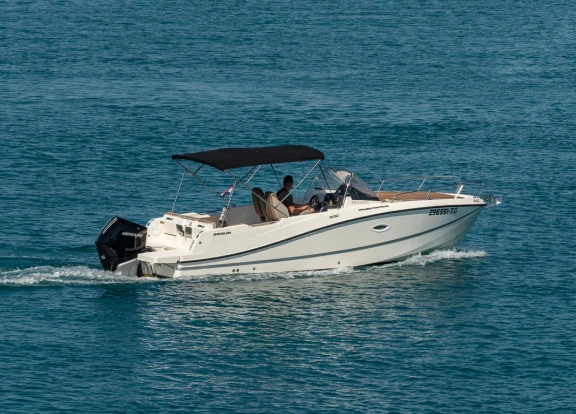 Wynajem w Split- Quicksilver Activ 755 Sundeck na SamBoat