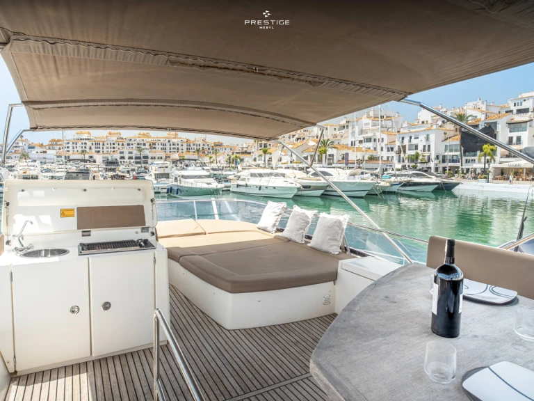 Wynajem Motorówka w Puerto Deportivo de Lujo en Marbella - Jeanneau Prestige 500 Fly
