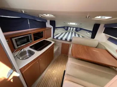 Wynajmij Bayliner Bayliner 285 Cruiser w Nicea