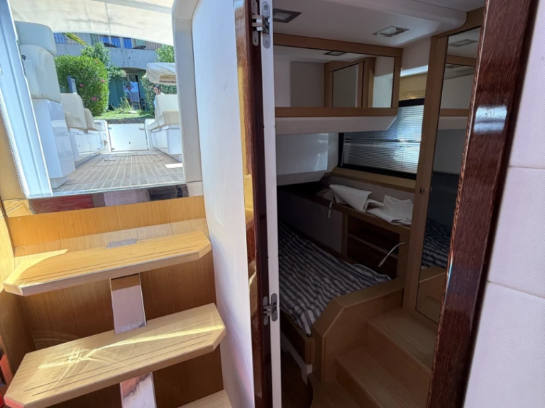 Wynajmij Ulisse 2000 Napoli UNICA 42 w Port Grimaud