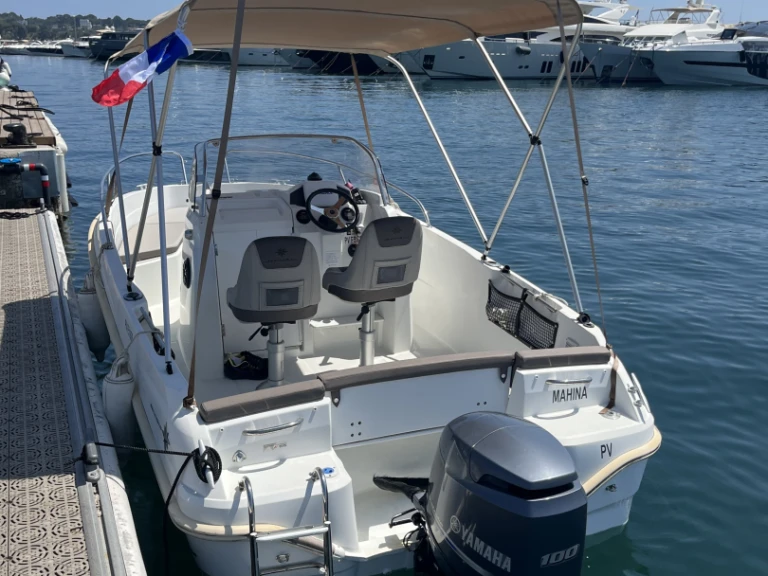 Wynajem łodzi Jeanneau Cap Camarat 5.5 CC Serie 2 Style w Antibes na SamBoat 
