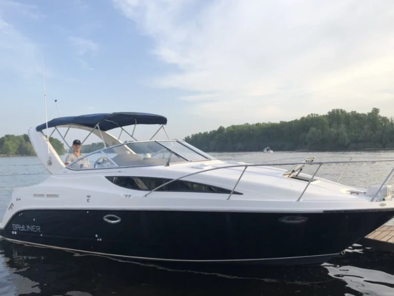 Wynajmij Bayliner Bayliner 285 Cruiser w Nicea