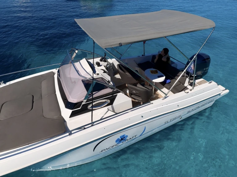 Wynajem Motorówka w Golfe-Juan - Pacific Craft Pacific Craft 650 SC