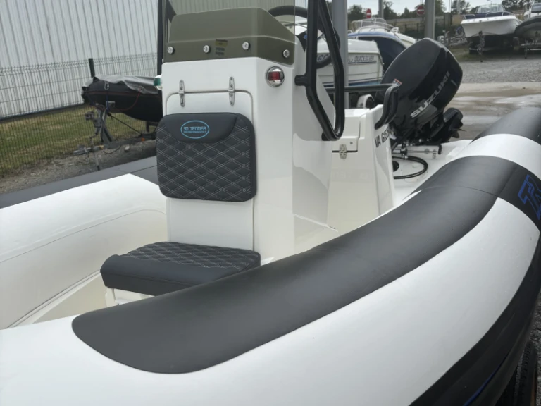 Wynajem łodzi Séné tanio 3D Tender 535 Limited