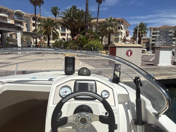 Wynajem w Port Fréjus- Jeanneau Cap Camarat 5.5 WA na SamBoat