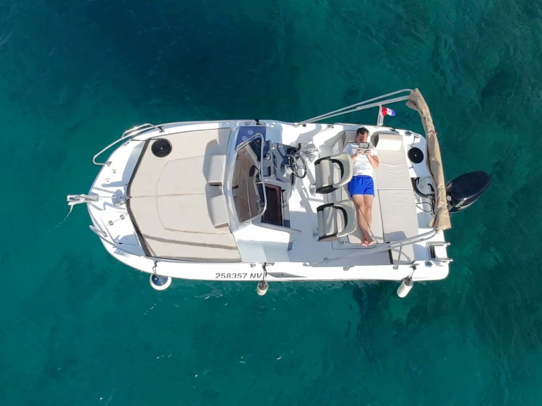 Wynajem łodzi Bénéteau Flyer 5.5 SUNdeck w Novalja na SamBoat 