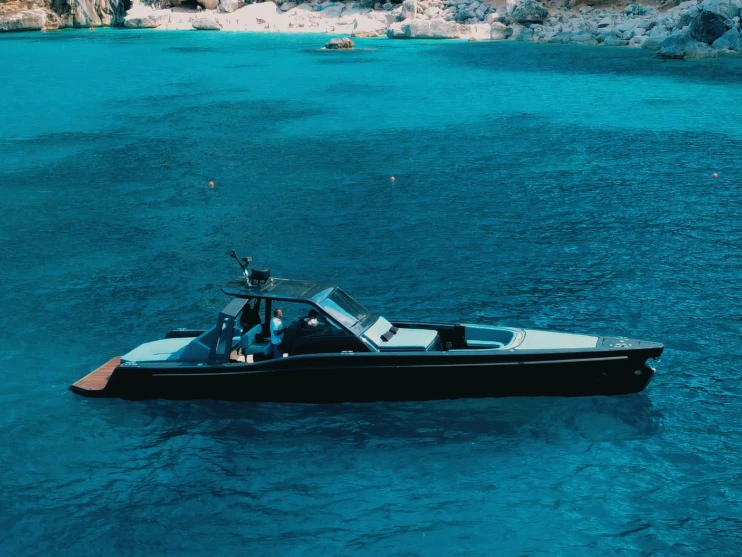 Wynajmij Maori Yachts Maori 50.22 Top Luxury w Cagliari