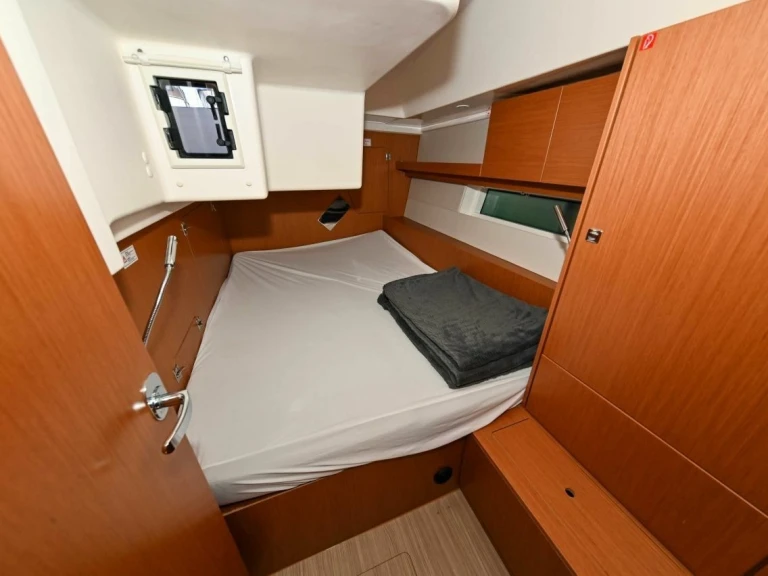 Wynajem łodzi Bavaria Bavaria C45 w Pula na SamBoat 