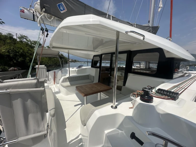 Wynajem w Tivat- Excess Excess 11 (Cat)/6 cab na SamBoat