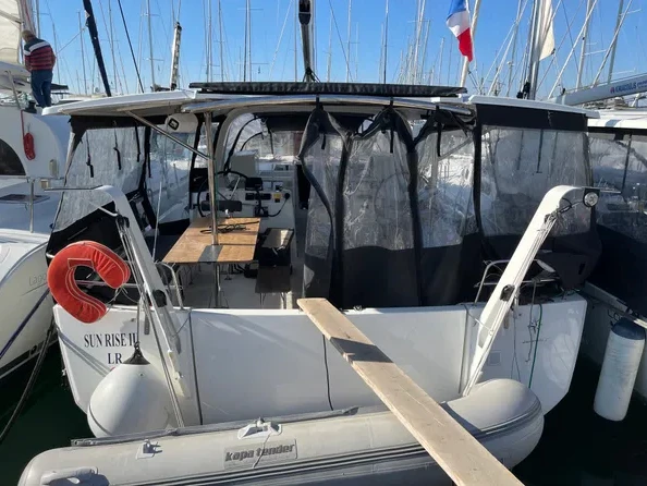Wynajem łodzi Nea Peramos tanio Sun Loft 47 /7cab