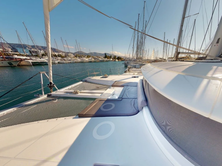 Wynajem w Alimos- Lagoon Lagoon 46 Fly (6 cab.) na SamBoat