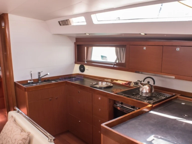 Wynajem w Ávdira- Bénéteau Oceanis 48 /5cab na SamBoat