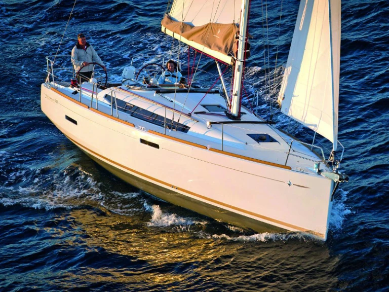 Wynajmij Jeanneau Sun Odyssey 389 /3cab w Propriano