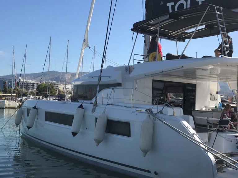 Wynajem Katamaran w Alimos - Lagoon Lagoon 50/6 cab