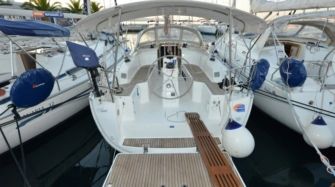 Wynajmij Bavaria Cruiser 33 w Biograd na Moru