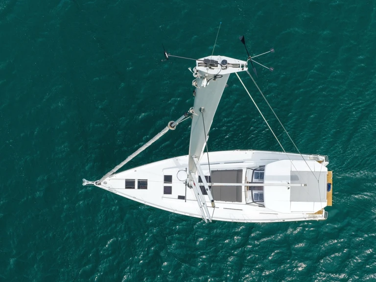 Wynajmij Hanse Hanse 588 w Biograd na Moru