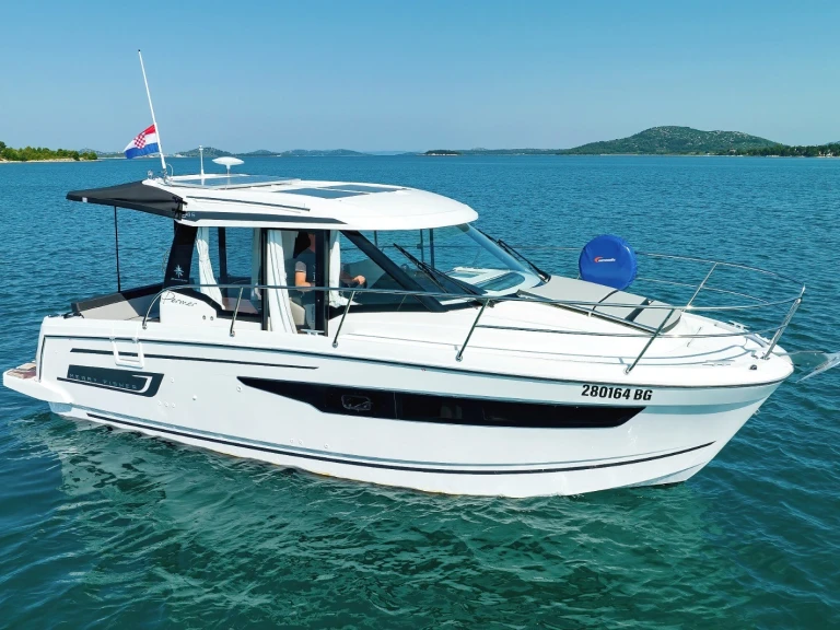 Wynajem Motorówka w Biograd na Moru - Jeanneau Merry Fisher 895
