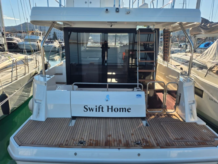 Wynajem łodzi Bénéteau Swift Trawler 41 w Biograd na Moru na SamBoat 