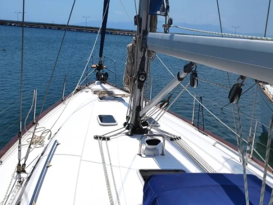 Bavaria Bavaria 44 /4cab między profesjonalistami a osobami prywatnymi w Ávdira