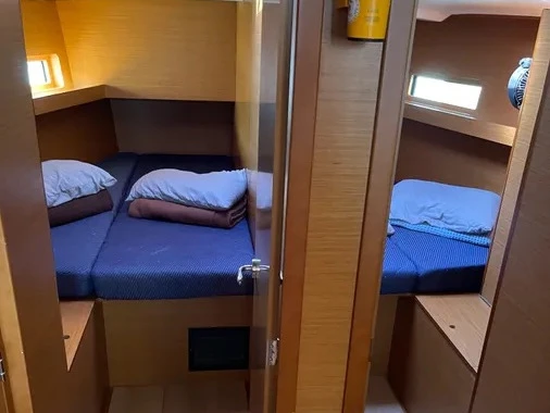 Wynajem łodzi Nea Peramos tanio Sun Loft 47 /7cab
