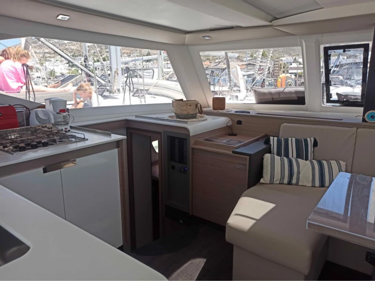 Wynajem Katamaran w Paros (wyspa) - Fountaine Pajot Isla 40/5 cab