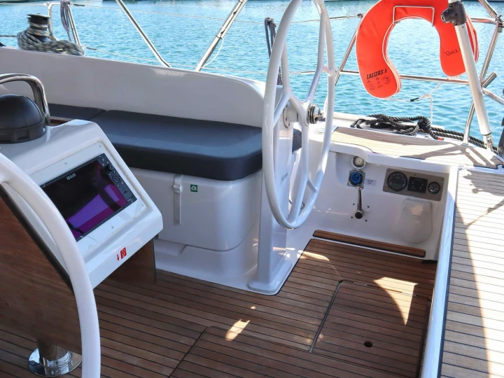 Wynajem łodzi Alimos tanio Bavaria Cruiser 46 /4cab