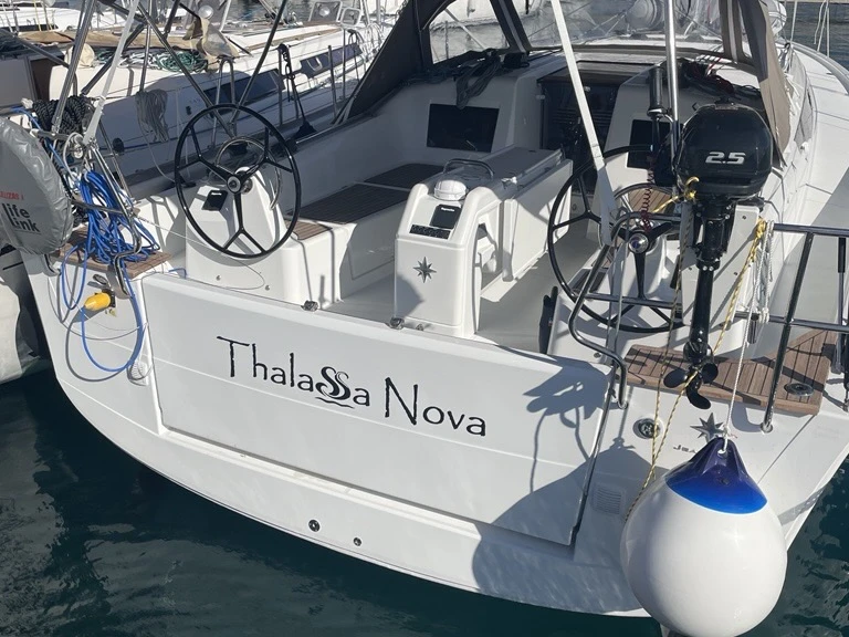 Wynajem łodzi Split tanio Sun Odyssey 415