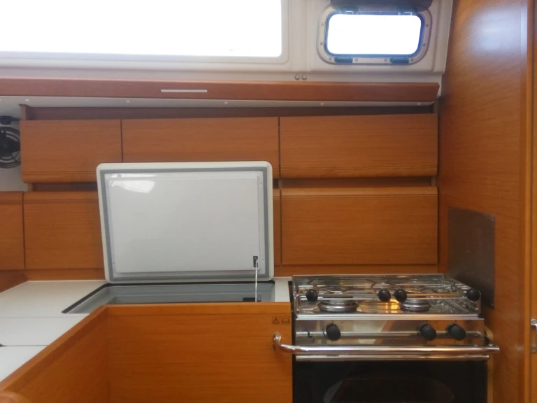 Wynajem łodzi Alimos tanio Sun Odyssey 449 /4cab