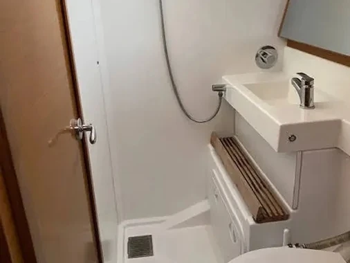 Wynajmij Jeanneau Sun Odyssey 440 (4cab) w Paros (wyspa)