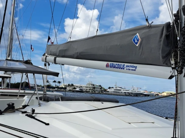 Wynajem Katamaran w Propriano - Fountaine Pajot Astréa 42 Quatuor CAT/6 cab