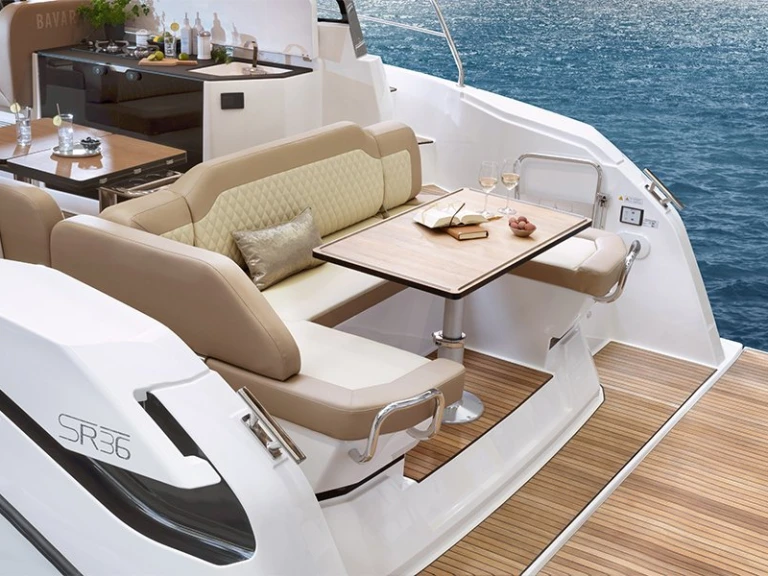 Wynajem łodzi Punat tanio Bavaria SR36 Hard Top