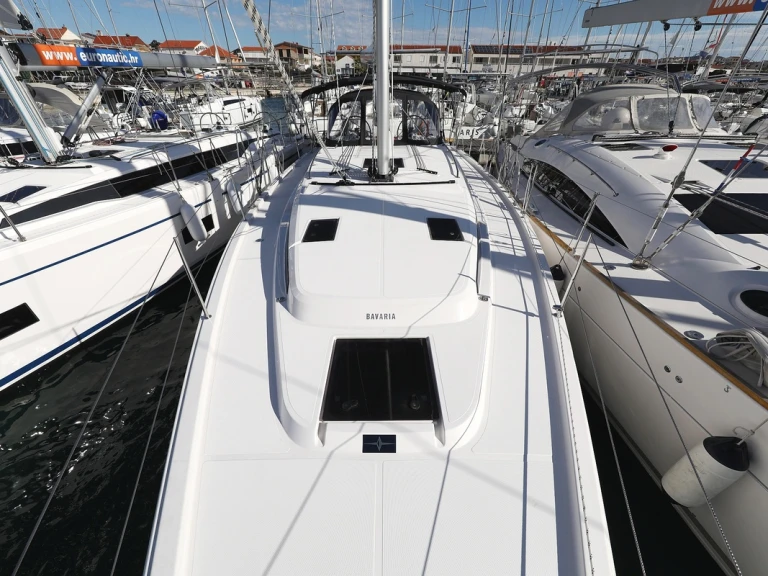 Wynajem w Biograd na Moru- Bavaria Bavaria C42 na SamBoat