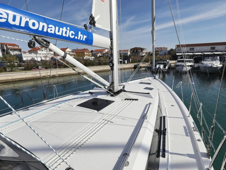 Wynajem w Biograd na Moru- Bavaria Bavaria C42 na SamBoat