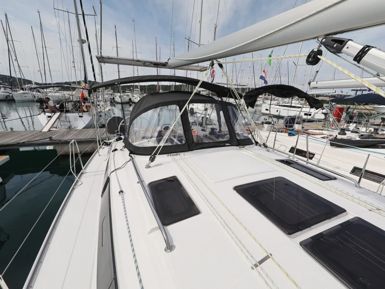 Wynajem łodzi Bavaria Cruiser 37 w Biograd na Moru na SamBoat 