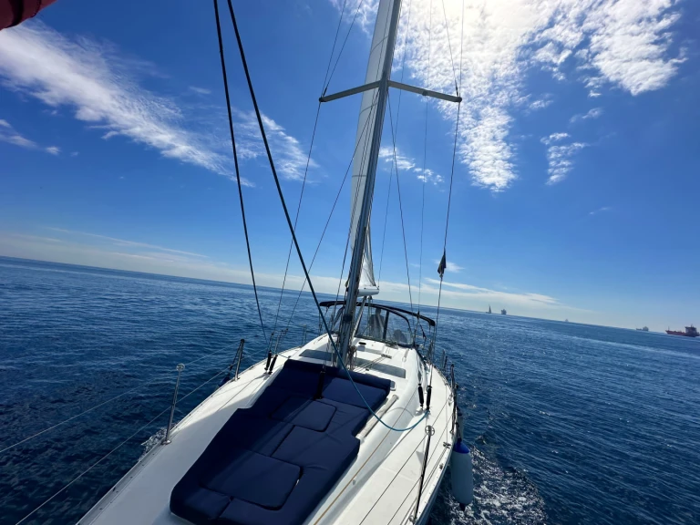 Wynajem Żaglowiec w Barcelona - Bénéteau Oceanis 393 Clipper