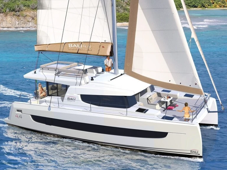 Wynajem łodzi Le Marin tanio BALI 4.4