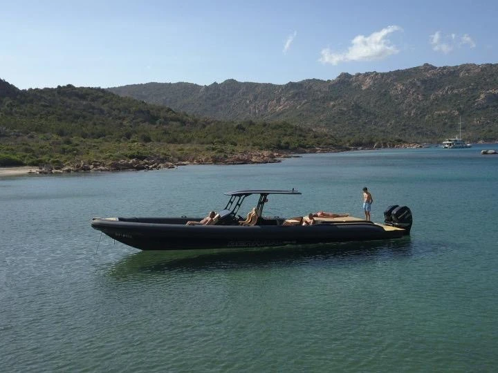 Wynajmij Bernico Rxp13 w Baie de Figari