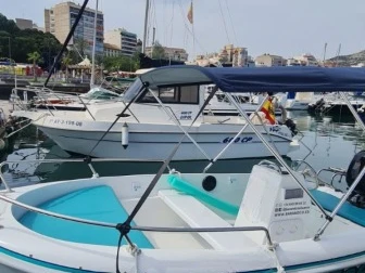 Wynajmij Motorówka z lub bez skippera Quicksilver w Alicante
