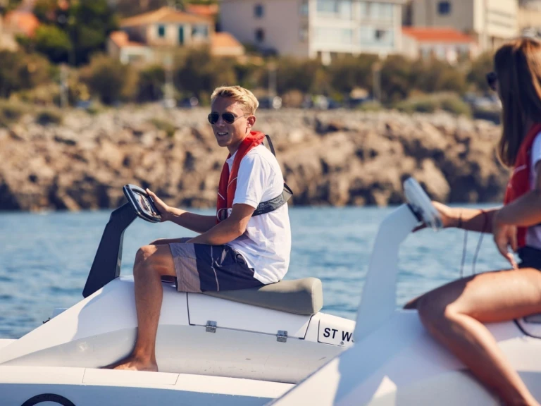 Wynajmij Jet ski z lub bez skippera overboat w Mandelieu-la-Napoule