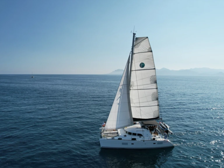 Wynajem łodzi Lagoon Lagoon 380 w Cannes na SamBoat 