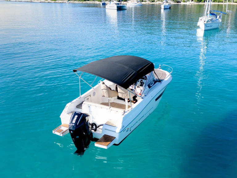 Wynajem Motorówka Atlantic z patentem 