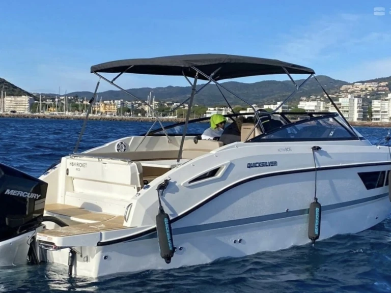 Wynajem Motorówka w La Rochelle - Quicksilver Activ 805 Cruiser